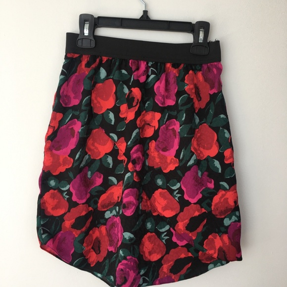 Floral Skirt for Summer - Picture 3 of 5
